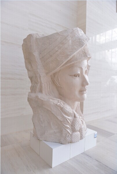 《壮家女》，作者：石向东